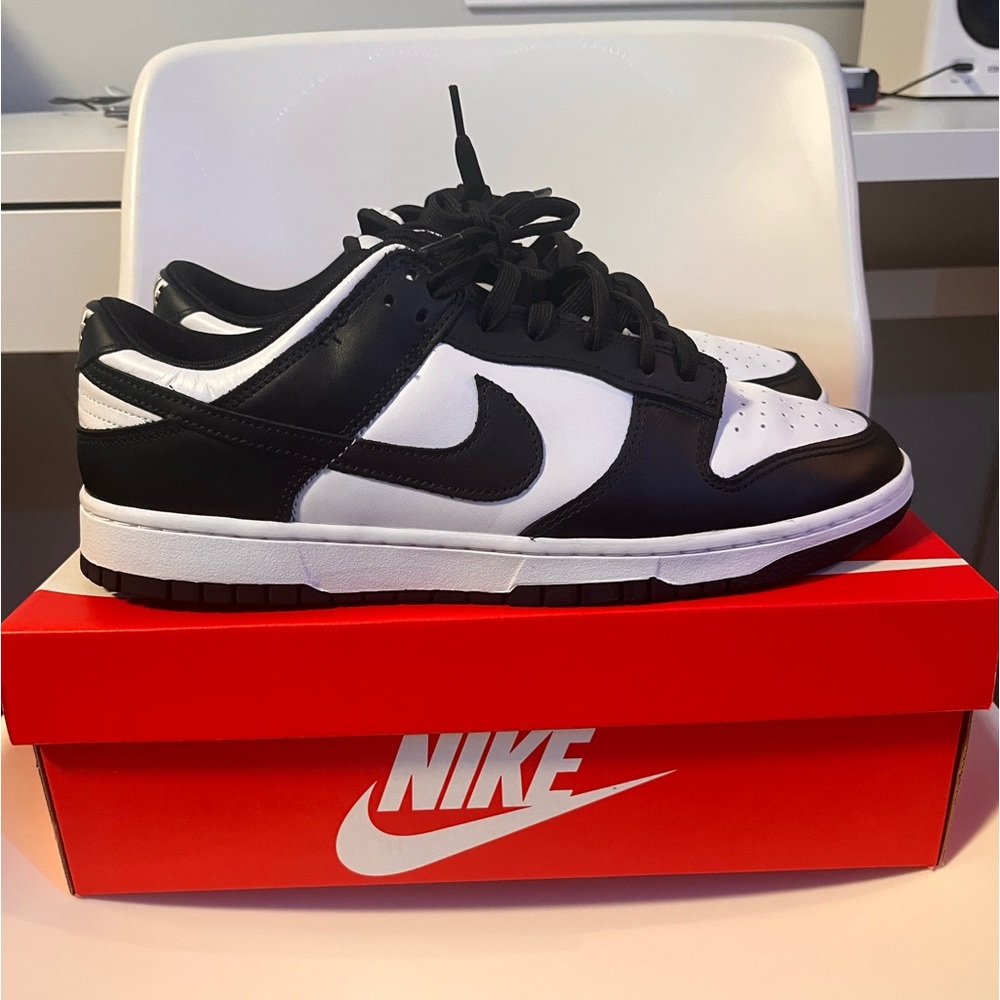 Nike Dunk Low Panda
